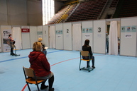 Zväčšiť fotografiu - V sobotu sa očkovalo na trenčianskom výstavisku aj zimnom štadióne v prievidzi - IMG_0067