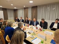 Zväčšiť fotografiu - V starej lesnej prvé rokovanie združenia sk8 v novom zložení - 20221220_161654