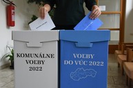 Zväčšiť fotografiu - V trenčianskom kraji je zabezpečená rovnaká váha hlasov voličov