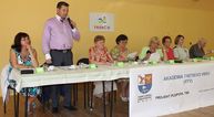 V trenčíne vyznamenali úspešných absolventov akadémie tretieho veku - Akademia tretieho veku Trencin_2015_ukoncenie (4)