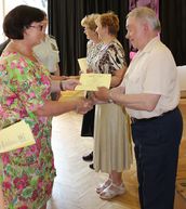 V trenčíne vyznamenali úspešných absolventov akadémie tretieho veku - Akademia tretieho veku Trencin_2015_ukoncenie (6)
