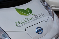 Zväčšiť fotografiu - V trenčíne zasadala jedna z pracovných skupín národného konventu o eú - napis_na_elektromobily