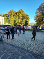 Zväčšiť fotografiu - V udiči majú novú tribúnu, v kraji sa v nedeľu hodovali i súťažilo - 20221009_164320