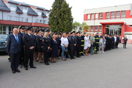 Zväčšiť fotografiu - Vďaka daru od župy zachránili ľudský život - z odovzdania aed v roku 2019