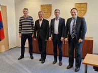 Zväčšiť fotografiu - Vedenie kraja sa stretlo so zástupcami odborov - 20230208_134013