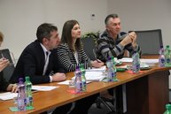 Zväčšiť fotografiu - Vedenie kraja sa stretlo so zástupcami odborov - IMG_5243