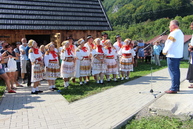 Zväčšiť fotografiu - Viaceré obce v kraji oslavovali výročia, v zliechove otvorili pamätný dom - IMG_0271