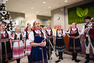 Zväčšiť fotografiu - Vianočné srdce zelenej župy opäť žiari! - TSK_Otvorenie vianočných trhov_mini (46 of 71)