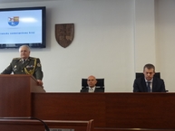 Vojnoví veteráni si prevzali medaily aj čaše s poďakovaním pri príležitosti 70. výročia od ukončenia 2. svetovej vojny - 002