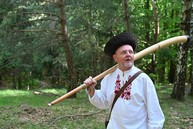 Zväčšiť fotografiu - Výstup na vrchol magury spojil vyše tisícku turistov