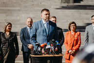 Zväčšiť fotografiu - Výzva poslancom nr sr: bez zmeny dlhovej brzdy hrozí kolaps samospráv