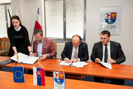 Za päť rokov  župa znížila zdedený dlh o 8,7 milióna eur, vďaka lepším úrokom teraz ušetrí ďalších 200 tis. eur ročne - 20190222_TSK_CSOB_014w