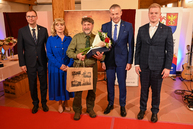 Zväčšiť fotografiu - Za výnimočné zásluhy si najvyššie ocenenie kraja prevzali ďalší laureáti - DSC_0321