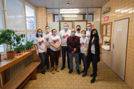 Zväčšiť fotografiu - Zamestnanci trenčianskej župy pomáhajú zachraňovať ľudské životy - TSK_Odber krvi NsP PB_web (34)