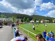 Zväčšiť fotografiu - Zamestnanci trenčianskej župy „kopali“ za dobrú vec - 283699692_1391582604600055_8083625669720546197_n