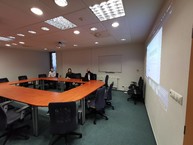 Zväčšiť fotografiu - Zamestnanci úradu a jeho organizácie sa školili na systém elektronického verejného obstarávania - 5
