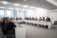 Zväčšiť fotografiu - Zástupcovia krajov sa stretli s vedením nového ministerstva - DSC04509