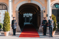 Zväčšiť fotografiu - Zástupcovia krajov sa v košiciach stretli s hlavou štátu - stretnutie-s-prezidentkou-01