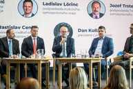 Zväčšiť fotografiu - Združenie samosprávnych krajov sk8 diskutovalo na tému aktuálnych výziev - SK 8_ Konferencia v Bratislave (5)