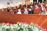 Zväčšiť fotografiu - Ženy majú svoje nezastupiteľné miesto aj na župnom úrade - MDŽ_4