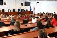 Zväčšiť fotografiu - Ženy v centre pozornosti aj na krajskom úrade