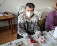 Zväčšiť fotografiu - Znevýhodneným ľuďom darovali úsmev a radosť - 256033239_10209333759896622_2500966122841913831_n