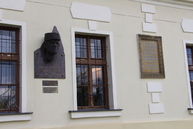 Zväčšiť fotografiu - Župa opäť podporí zážitkové vzdelávanie stredoškolákov - rodny_dom_MRS_Kosariska_2