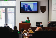 Zväčšiť fotografiu - Župa v mimoriadne náročnom „covidovom“ roku hospodárila s prebytkom viac ako 17,5 mil. eur, dokončí rozbehnuté a plánuje aj nové investície - TSK_zastupiteľstvo_máj 21 (15 of 25)