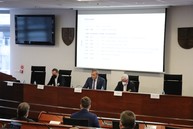 Zväčšiť fotografiu - Župa vidí budúcnosť vo využití vodíka - IMG_6084