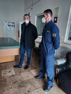 Zväčšiť fotografiu - Župan absolvoval silvestrovský výstup na strážov, poďakoval aj záchranným zložkám na severe kraja - 20211231_141852
