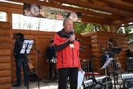 Zväčšiť fotografiu - Jarný pochod do strážovských vrchov opäť prilákal tisíce turistov