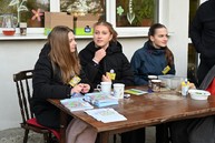 Zväčšiť fotografiu - Jarný pochod do strážovských vrchov opäť prilákal tisíce turistov