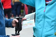 Zväčšiť fotografiu - Jarný pochod do strážovských vrchov opäť prilákal tisíce turistov