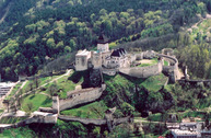 Zväčšiť fotografiu - O míľový krok bližšie k histórii vďaka rozšírenej realite - trenciansky hrad