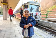 Zväčšiť fotografiu - Tradičná mikulášska električka opäť lámala rekordy návštevnosti