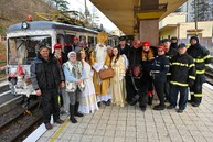 Zväčšiť fotografiu - Tradičná mikulášska električka opäť lámala rekordy návštevnosti