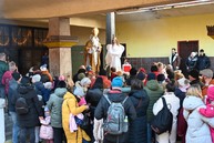 Zväčšiť fotografiu - Tradičná mikulášska električka opäť lámala rekordy návštevnosti