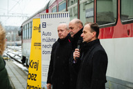 Zväčšiť fotografiu - Cezhraničná spojka začne opäť jazdiť od nedele 15. decembra - TSK_vlak_PU_CZ_mini (6 of 22)