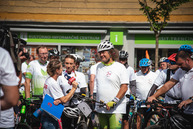 Zväčšiť fotografiu - Káčer bicykloval aj po najobľúbenejšej župnej cyklotrase - TSK_Káčer na bicykli_mini-20