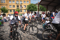Zväčšiť fotografiu - Káčer bicykloval aj po najobľúbenejšej župnej cyklotrase - TSK_Káčer na bicykli_mini-24