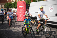 Zväčšiť fotografiu - Káčer bicykloval aj po najobľúbenejšej župnej cyklotrase - TSK_Káčer na bicykli_mini-29