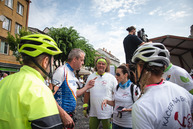 Zväčšiť fotografiu - Káčer bicykloval aj po najobľúbenejšej župnej cyklotrase - TSK_Káčer na bicykli_mini-3