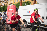 Zväčšiť fotografiu - Káčer bicykloval aj po najobľúbenejšej župnej cyklotrase - TSK_Káčer na bicykli_mini-36