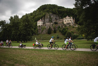 Zväčšiť fotografiu - Káčer bicykloval aj po najobľúbenejšej župnej cyklotrase - TSK_Káčer na bicykli_mini-50