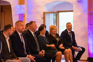 Zväčšiť fotografiu - Kraj premiérovo ocenil dlhoročných cestárov - TSK_oceňovanie SC TSK_mini (15 of 106)