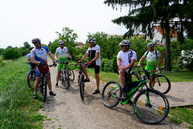 Kraj šliape do pedálov a usilovne pracuje na medzinárodnej cyklotrase, ktorá spojí dve krajiny, kraje i dva hrady - 20190617_cyklotrasa_TN_NEMSOVA_022w