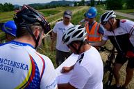 Kraj šliape do pedálov a usilovne pracuje na medzinárodnej cyklotrase, ktorá spojí dve krajiny, kraje i dva hrady - 20190617_cyklotrasa_TN_NEMSOVA_065w