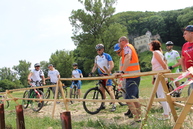 Kraj šliape do pedálov a usilovne pracuje na medzinárodnej cyklotrase, ktorá spojí dve krajiny, kraje i dva hrady - IMG_6786