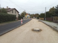 Zväčšiť fotografiu - Medzi hradišťom a partizánskym sa motoristi tešia z vynoveného úseku cesty - kontrolny den 9.10.2019