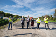 Zväčšiť fotografiu - Medzi novým mestom nad váhom a myjavou už motoristi využívajú vynovený úsek cesty - TSK_Cesta NM-MY (21 of 46)